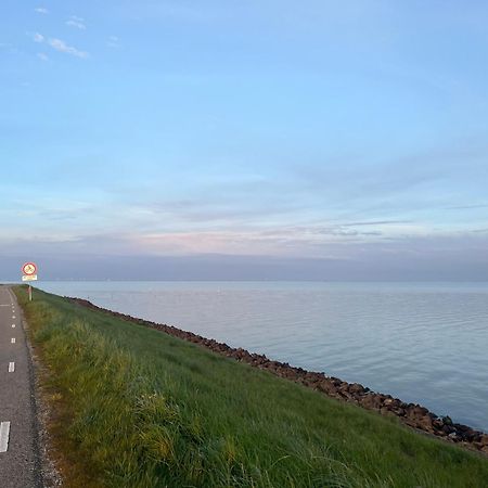 Vakantiehuis Het Uilennest Wijdenes Bagian luar foto