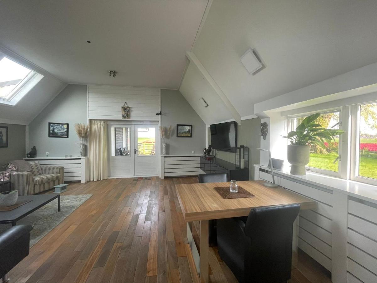 Vakantiehuis Het Uilennest Wijdenes Bagian luar foto
